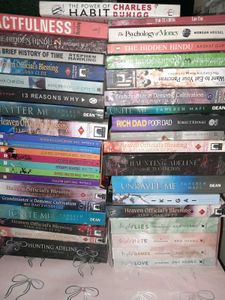 Bestseller Book Set Of 40 📚
