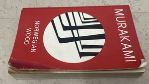 Norwegian Woods By Murakami