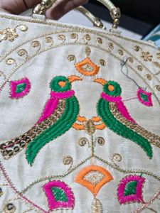 Embroidered Bird Design Round Bag