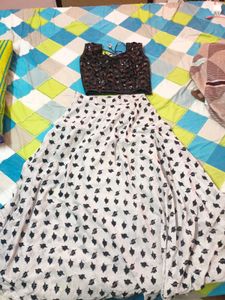 Skirt &amp; Top Set