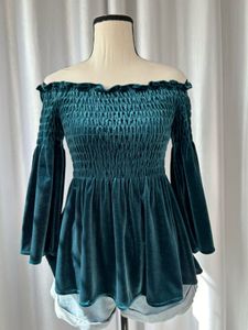 🍒SALE🍒Korean Off Shoulder Velvet Top