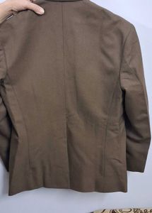 Coat And Pant Two Piece Set In Good Condition