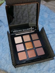 Manish Malhotra Eyeshadow Palette