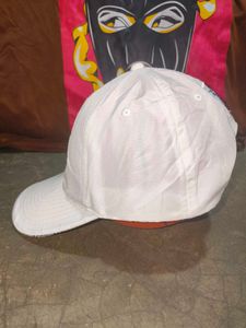 🔥 Stylish Burberry-Inspired White Cap