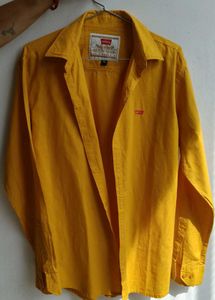 Levi&#39;s Yellow Button-Down Shirt