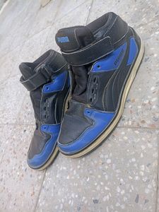 These are my puma Shoes which I Bought  before 1yr