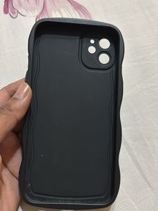 Matte Black Wavy Edge Silicone Case for iPhone 11