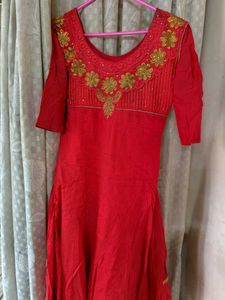 Peach &amp; Gold Embroidered Salwar Kameez