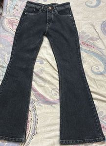 ⭕️B3G1⭕️ + 30 % Off On Combo Bootcut Retro Jeans