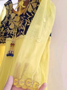 Elegant Yellow Ethnic Gown