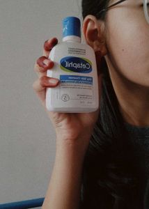 A Cetaphil Cleanser/ Face Wash
