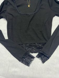 Lace Trim Long Sleeve Top