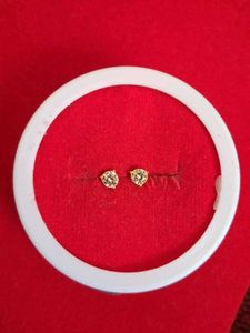 Beautiful New Shaining Stone Studs