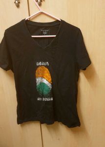 Cool TRICOLOUR Message tee By Archies