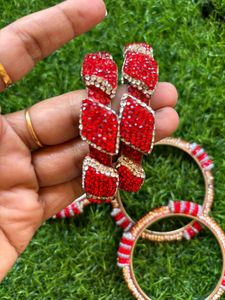 Red Bangles Set
