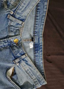 H&amp;M Light Wash Jeans