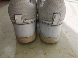 Nike Court Borough Mid