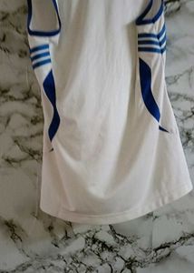 Sports T-shirt