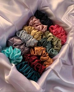 Colorful Scrunchie Set