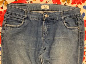 Embroidered Denim Capris