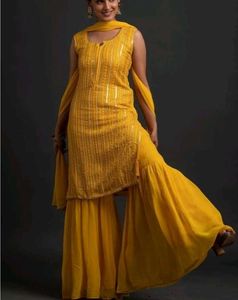Xomantic Fashion Women Kurta Sharara Set