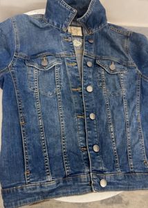 Solid Denim Shirt 🧿 // EU 36