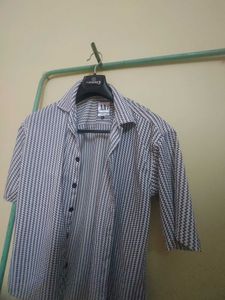 Striped Men&#39;s Shirt