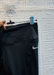 🇺🇸 Nike Imported Tights