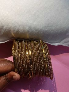 Gold Tone Bangle Set