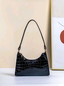 women black trendy sling bag