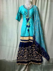 Sharara Set, Reyon Bottom