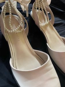 Vintage Off white Heels 🌷