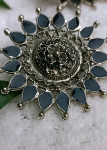 Oxidised Signature Stud