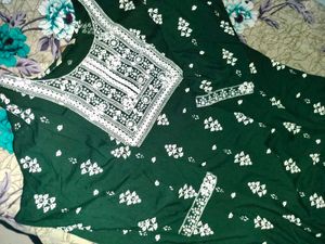 Green Floral Embroidered Kurti