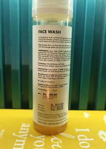 Zudio Glow Up foaming Face Wash