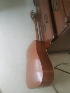 Givson Jumbo Guitar