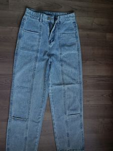 URBANIC Women Blue Relaxed Fit Stretchable Jeans