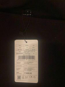 Chic Black Halter Top