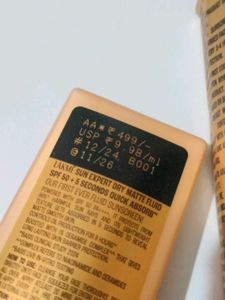 Lakme Dry Matte Fluid Sunscreen
