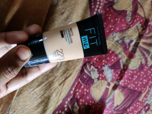 Maybelline Fit Me Foundation
