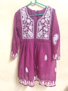 Women Embroidered Kurta