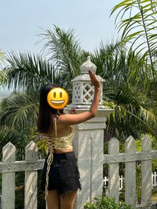 Yellow back strip top