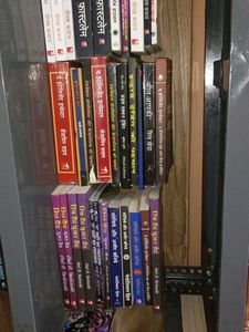 Assorted Hindi Self-Help &amp; Spiritual Books