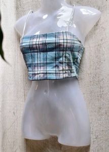 9277. Cute Plaid Crop Top
