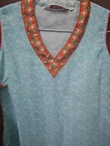 Blue Print Sleeveless Top