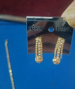 Delicate and beautiful necklace set