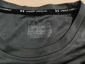 2 UNDER ARMOUR Tshirts