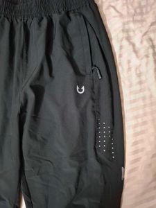 Black Training Joggers(S) NORTHYARD
