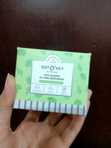 Dot & Key Cica Moisturizer 💚