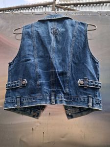 Embroidered Vintage Denim Vest Y2K (Upcycled)